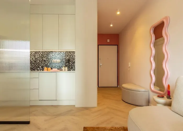 Urban Chic, In Center, Goreckiego 19