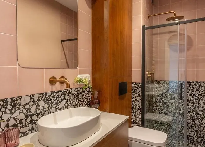 Urban Chic, In Center, Goreckiego 19 קטוביץ